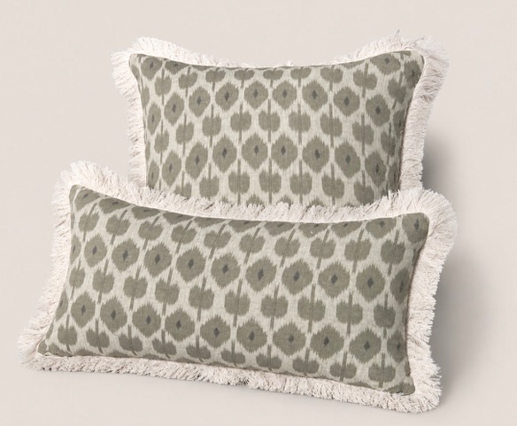katherine-wheel-backed-in-lula-grey-spot-with-cream-brish-fringe