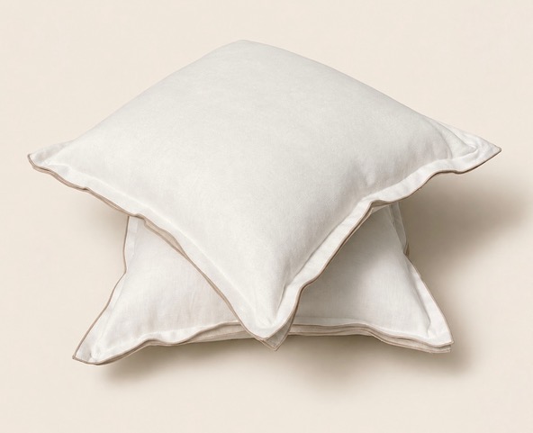 linen-cushions-in-colour-milk-with-flax-coloured-inserts